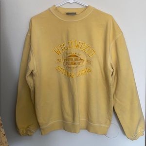 Vintage yellow sweatshirt.